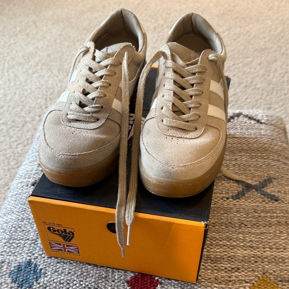 Gola Women’s Tan Sneakers